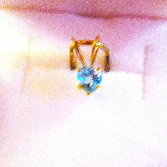 NWT 14Kt Gold Genuine Blue Topaz Pendant, heart shaped blue pendant - Picture 1 of 6